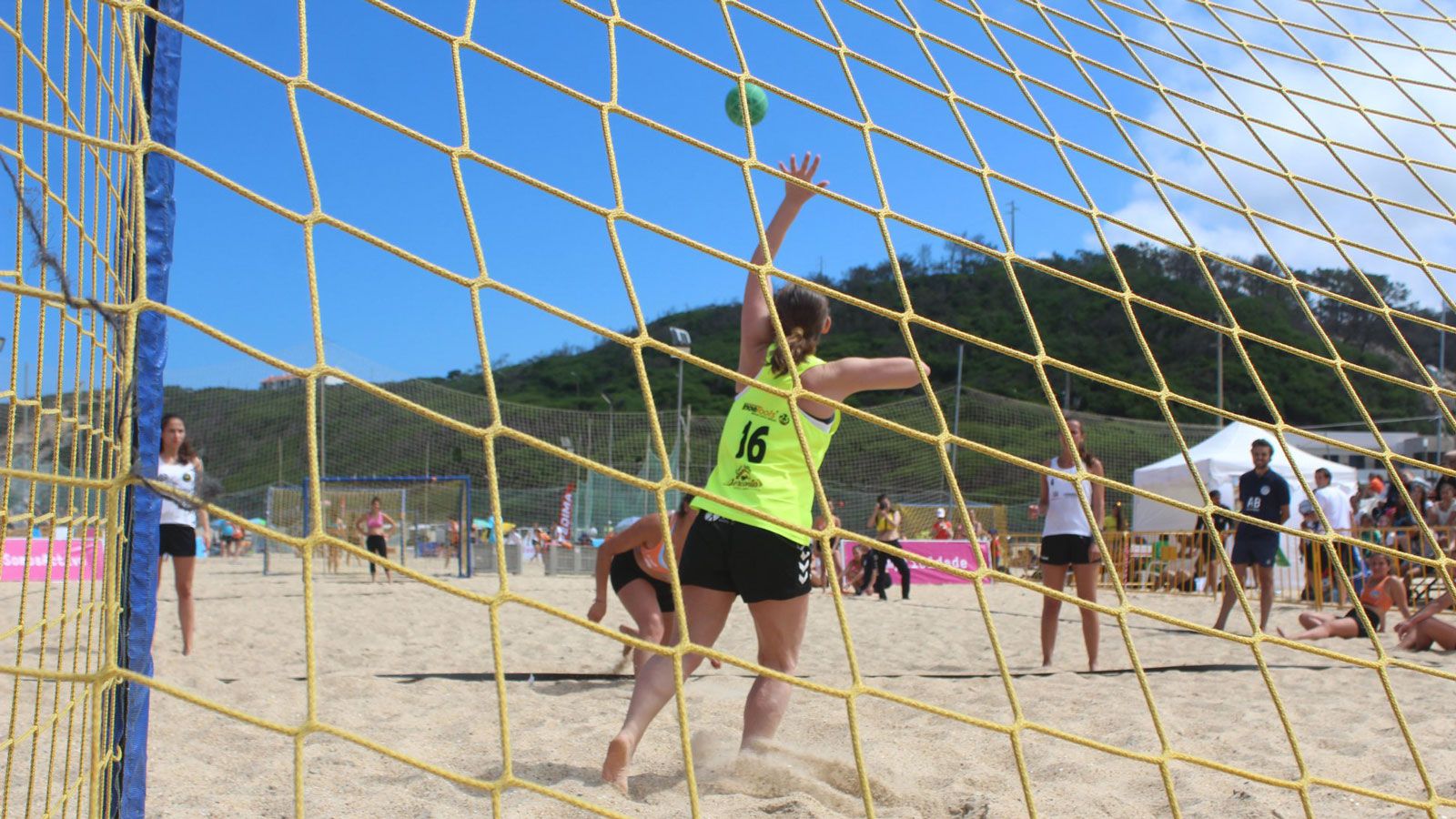 O paradoxo do ombro no atleta de Andebol 